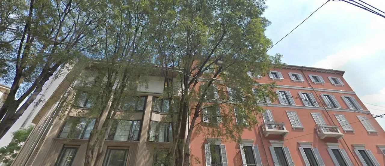 Daplace - Gae Apartment Milan Italy